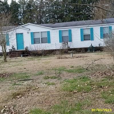 2nd image of 174 Pinkney Ct