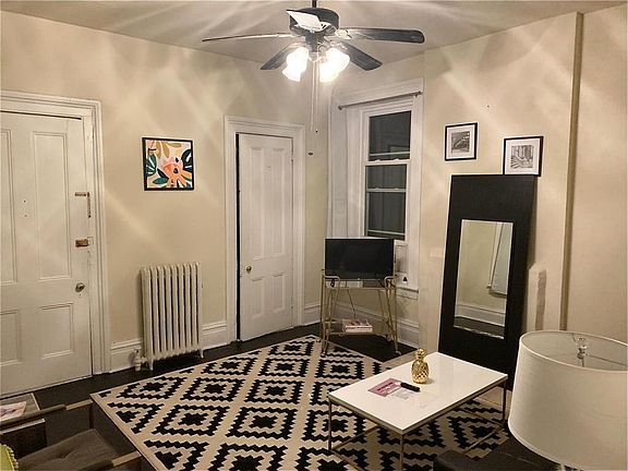 5th image of 1326 Floyd Ave APT 2