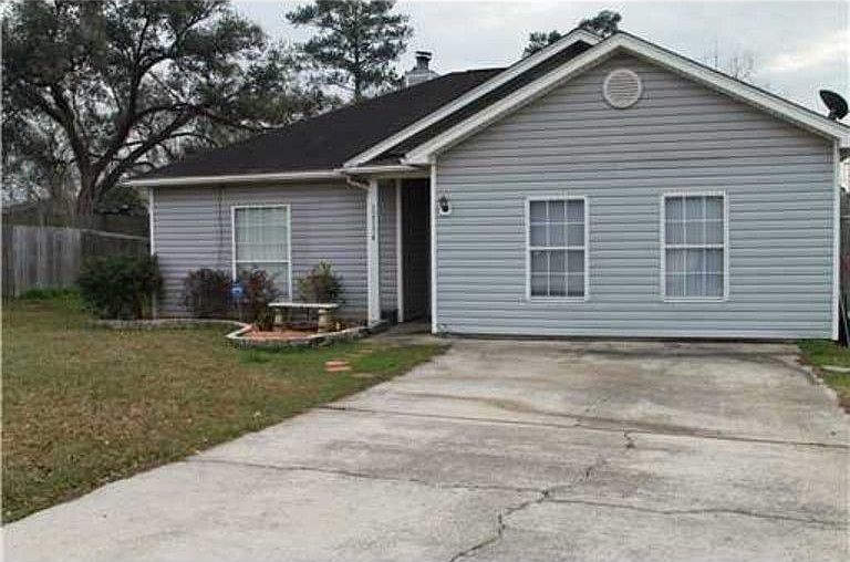 1st image of 12134 Five Oaks Dr