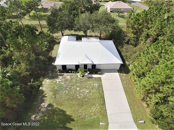 2nd image of 2820 Hagdom Ave SE