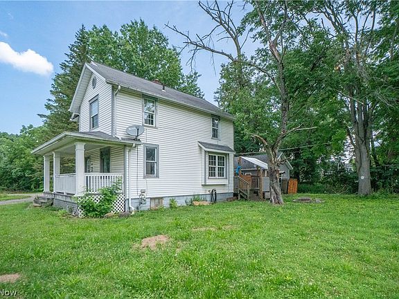2nd image of 1033 Walnut Ave