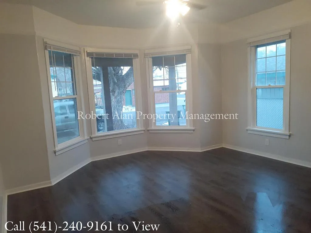 247 SE 3rd #1 — Photo 4