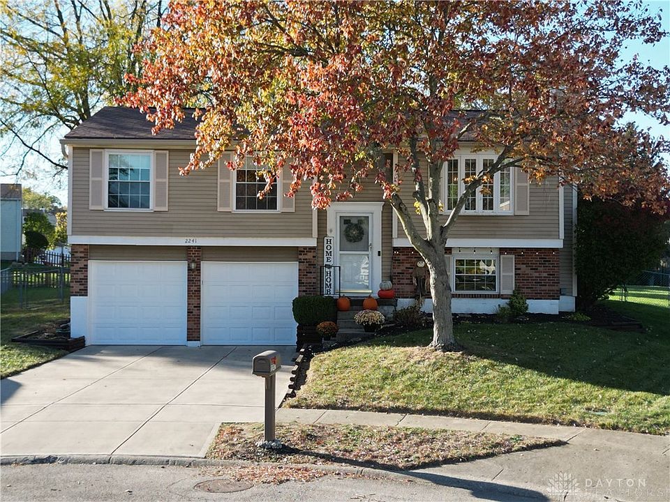 1st image of 2241 English Oak Ct
