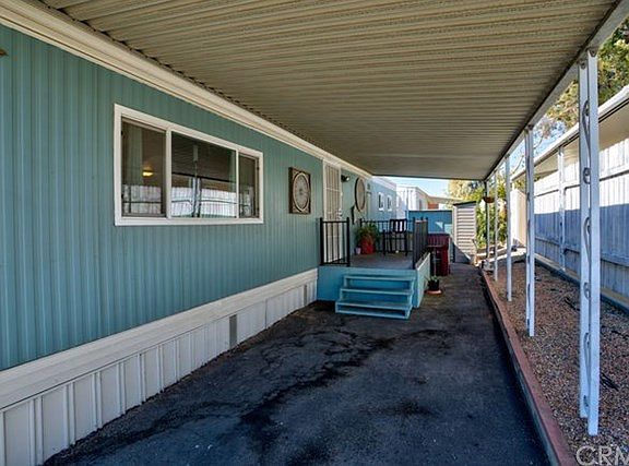4th image of 721 N Sunset Ave #77