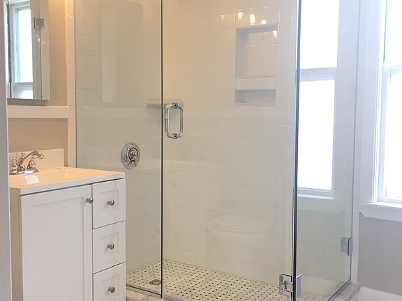 5th image of 1619 Centre St #5