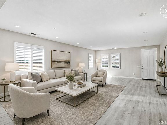 5th image of 558 Calderone Dr