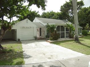 374 New York Dr, Fort Myers, FL 33905