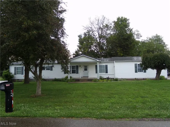 308 S Saint Clairsville Rd, Port Washington, OH 43837