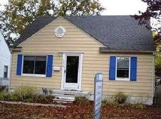 1656 W Saratoga Ave, Ferndale, MI