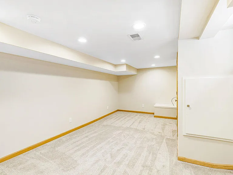 1267 Saint Clair Ave #WEST — Photo 18