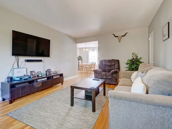 50 S 1st St #4A-105C, Bergenfield, NJ 07621