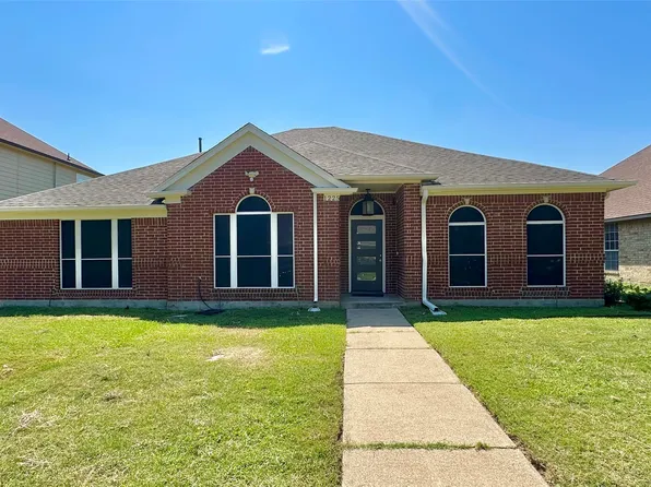1225 Woodthorpe Dr, Mesquite, TX 75181