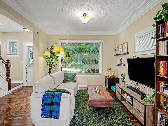 5th image of 11247 88th St NW