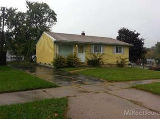 749 E Columbia Ave, Pontiac, MI 48340