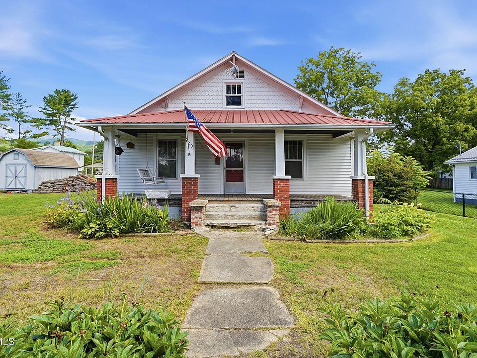 1st image of 220 N Reece Ave