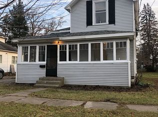 512 E Walnut St, Hastings, MI 49058