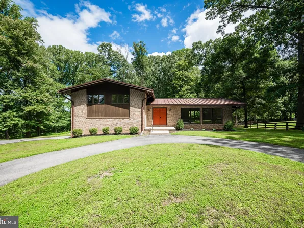 14048 Howard Rd, Dayton, MD 21036