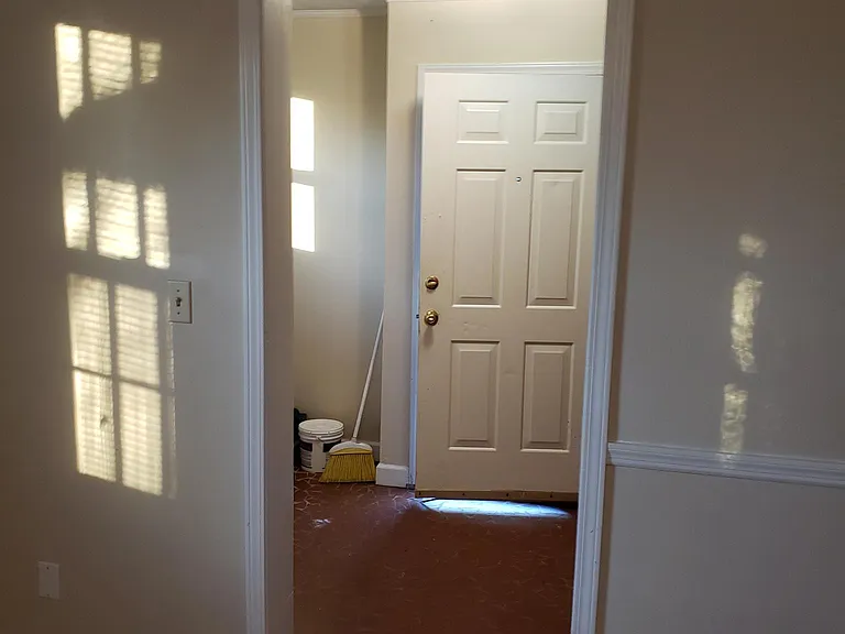 1307 Poston Cir — Photo 6
