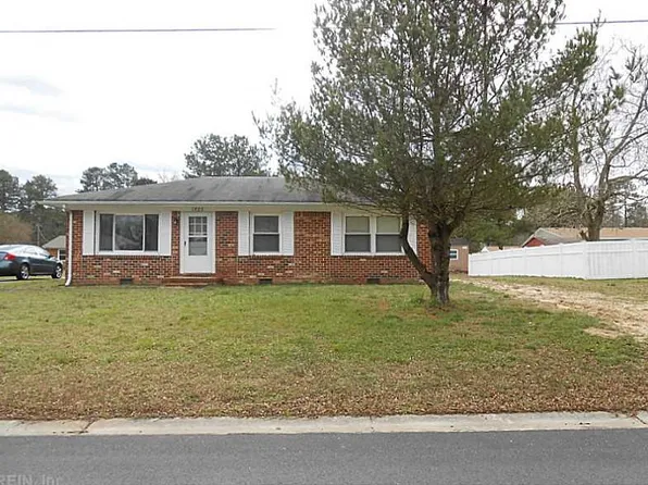 1523 Austin Dr, Suffolk, VA 23434