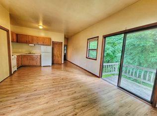 65 Industrial Ln APT 6, West Warwick, RI 02893