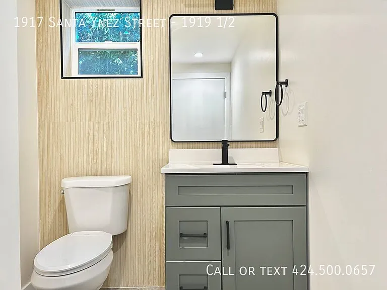 1917 Santa Ynez St #1919-1/2 — Photo 11