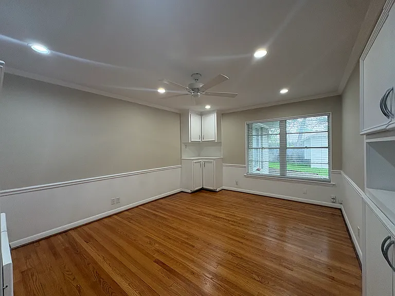 7525 Wentwood Dr — Photo 15