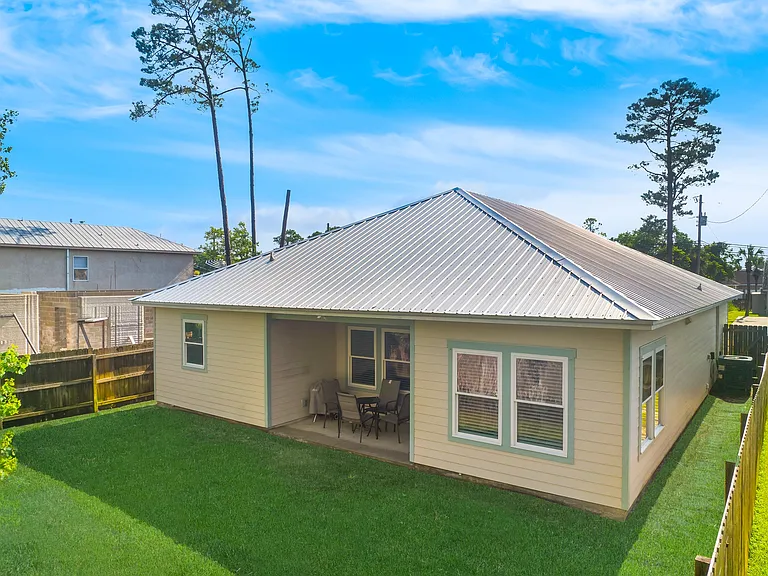 228 Palm Beach Dr — Photo 28