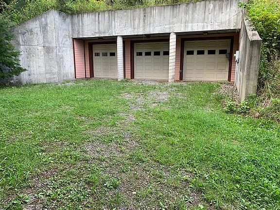 3rd image of 12002 Jackson River Rd