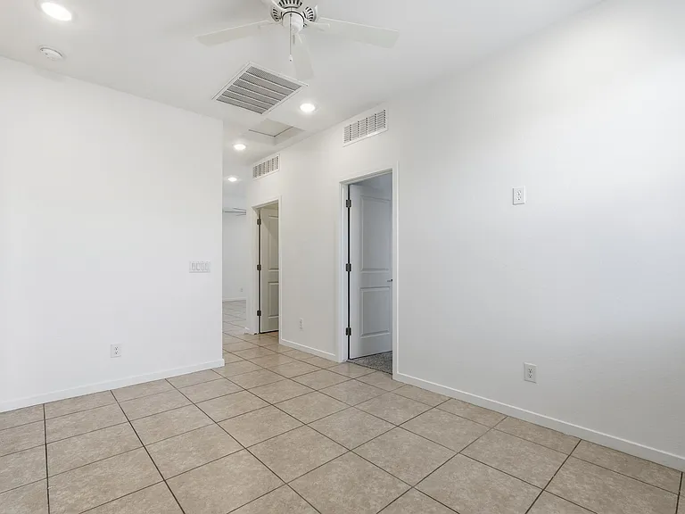 37201 N Canter St — Photo 24