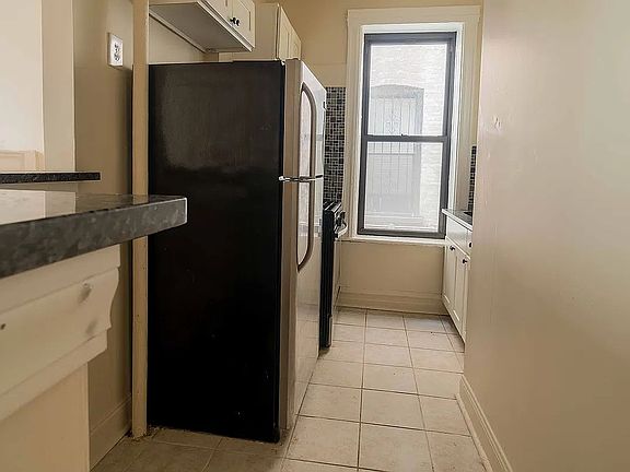 3rd image of 407 Ocean Ave APT 1B