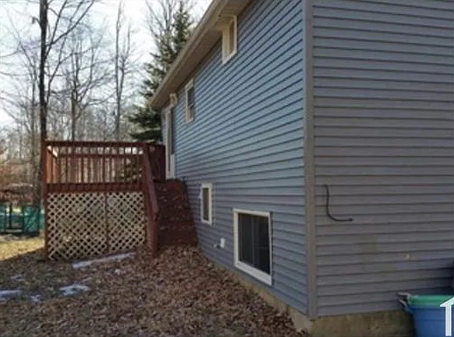 4 bed, 1045 sqft, $2,400 — Photo 2