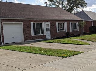 27370 Markbarry Dr, Euclid, OH 44132