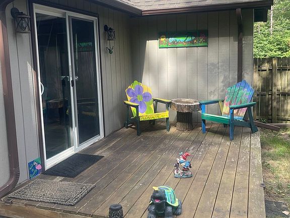 2nd image of 1549 Ardendale Ave