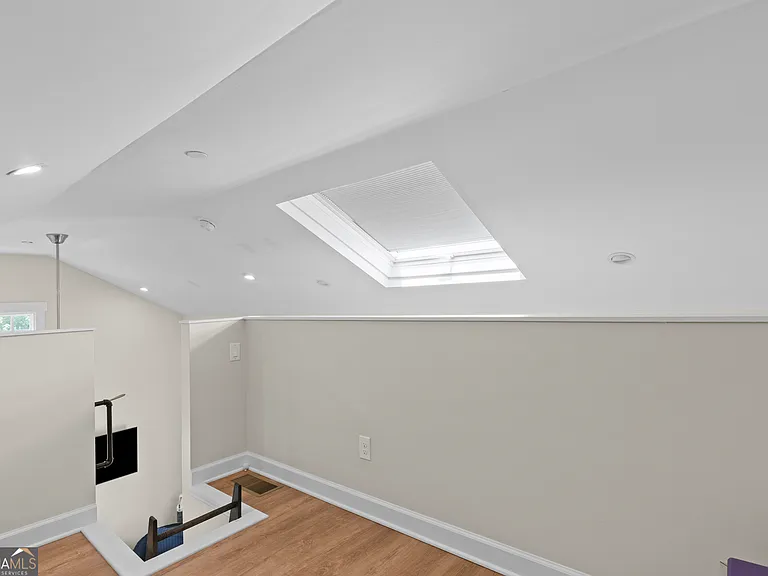 147 Central Ave — Photo 20
