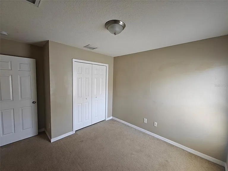 8225 Summer Wood Ln — Photo 17
