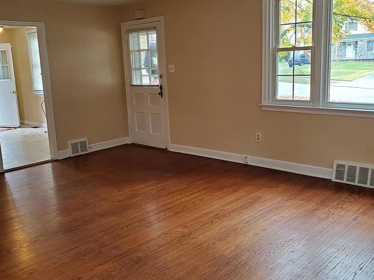 1 Franklin Getz Dr — Photo 8