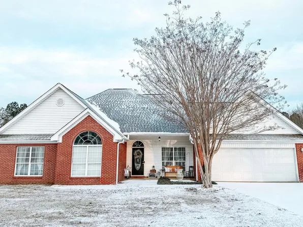 6341 Wolfe Rd, Columbus, MS 39705