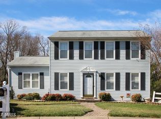 8 Crestview Garth, Baltimore, MD 21237