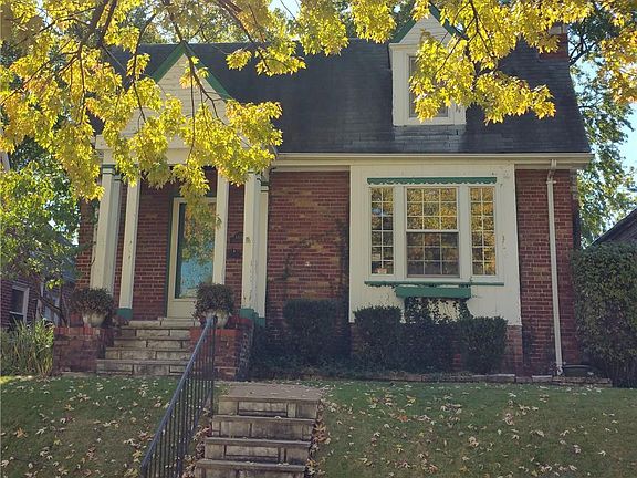 3rd image of 6640 Lindenwood Pl