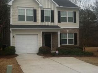 9426 Lakeview Rd, Union City, GA 30291