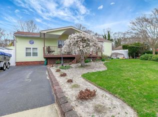 67 Circle Dr N, East Patchogue, NY 11772