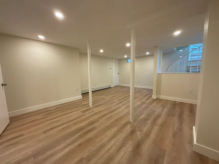 49 Irving St #3 — Photo 13