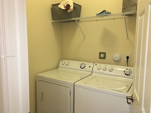 3rd image of 6415 NW 105th Ct