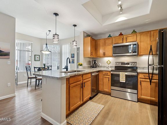 4th image of 3830 E LAKEWOOD Parkway #1166