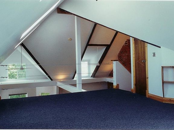 3rd image of 4906 Franklin Blvd #2