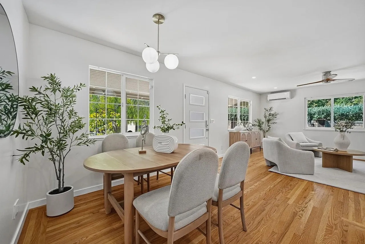 3 bed, 1100 sqft, $5,800 — Photo 4