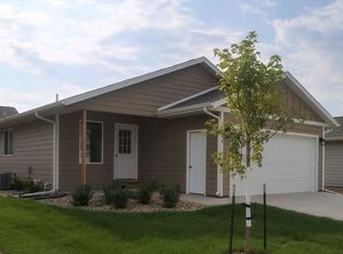 614 Diamond Ridge Blvd, Rapid City, SD 57703