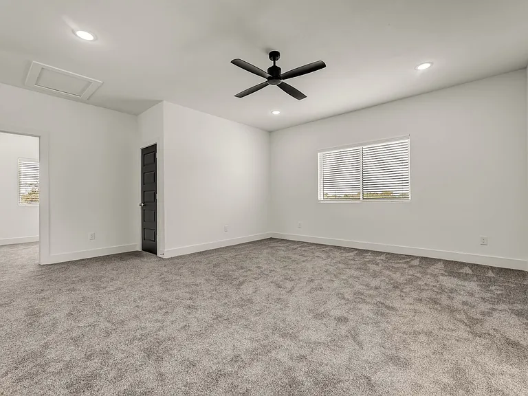 3003 Alpha Wolf Ct — Photo 21