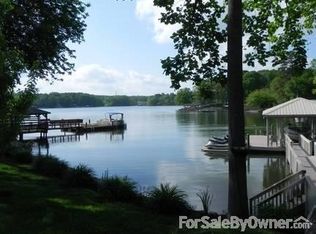 214 Bullfinch Rd, Mooresville, NC 28117