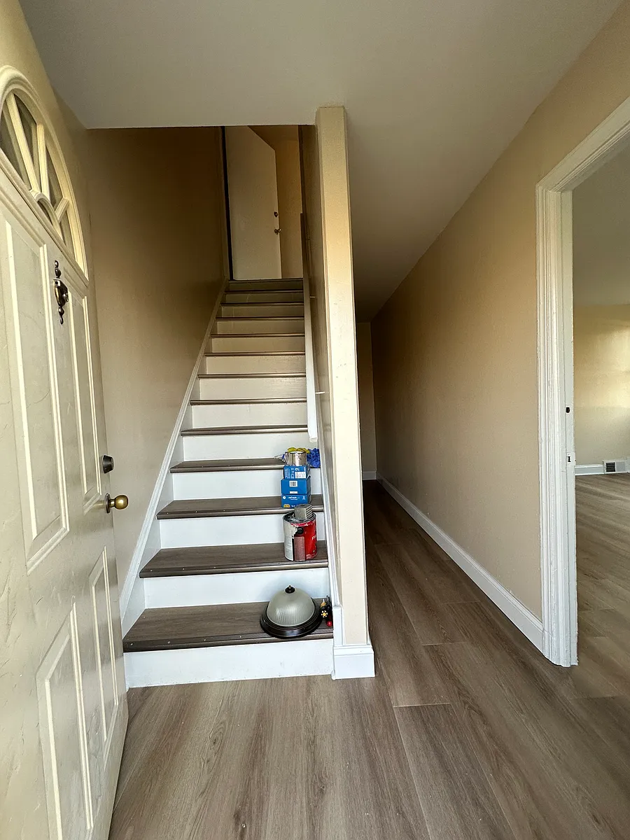 Building Photo - 1208 Englewood St #2